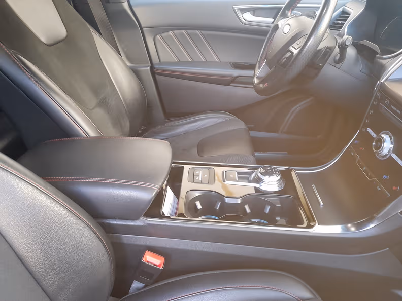 Ford Edge - 31