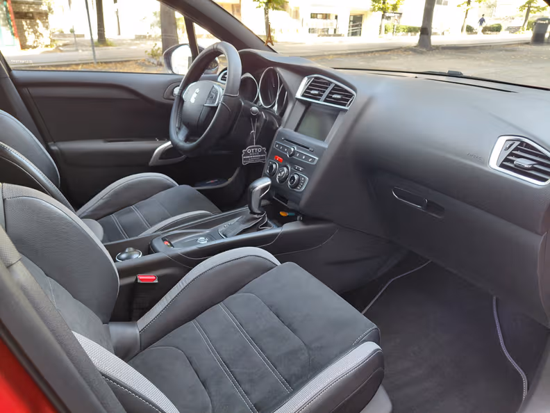 DS Automobiles DS 4 / DS 4 Crossback - 11