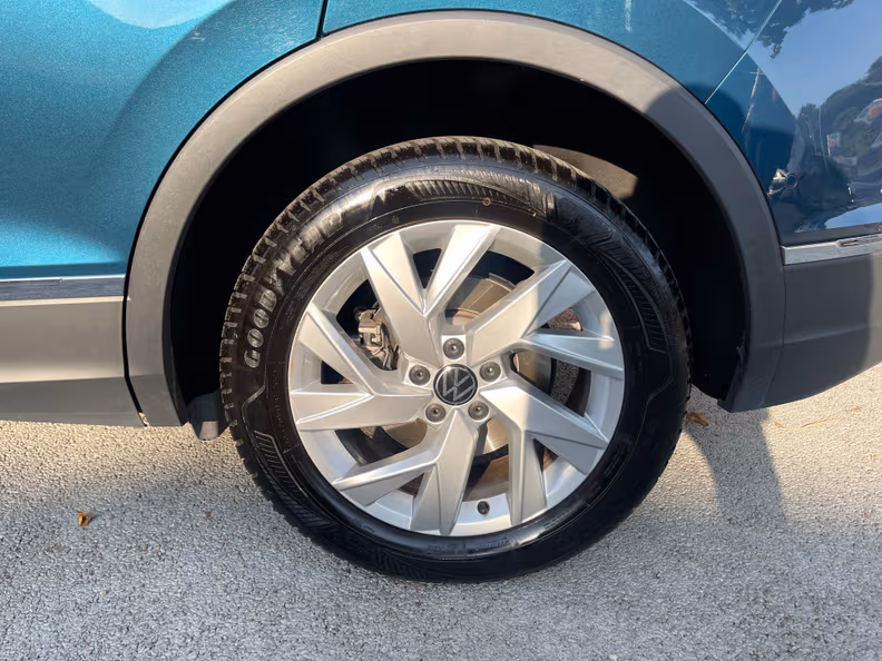 Volkswagen Tiguan - 47