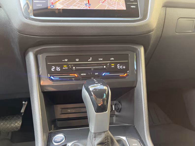 Volkswagen Tiguan - 20