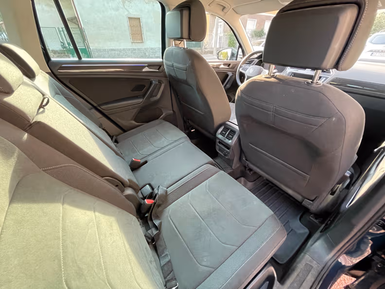 Volkswagen Tiguan - 30