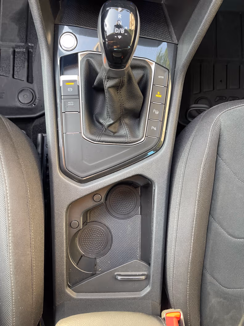 Volkswagen Tiguan - 19