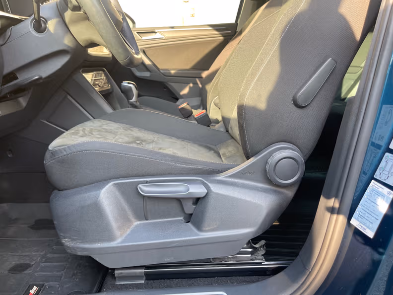 Volkswagen Tiguan - 25