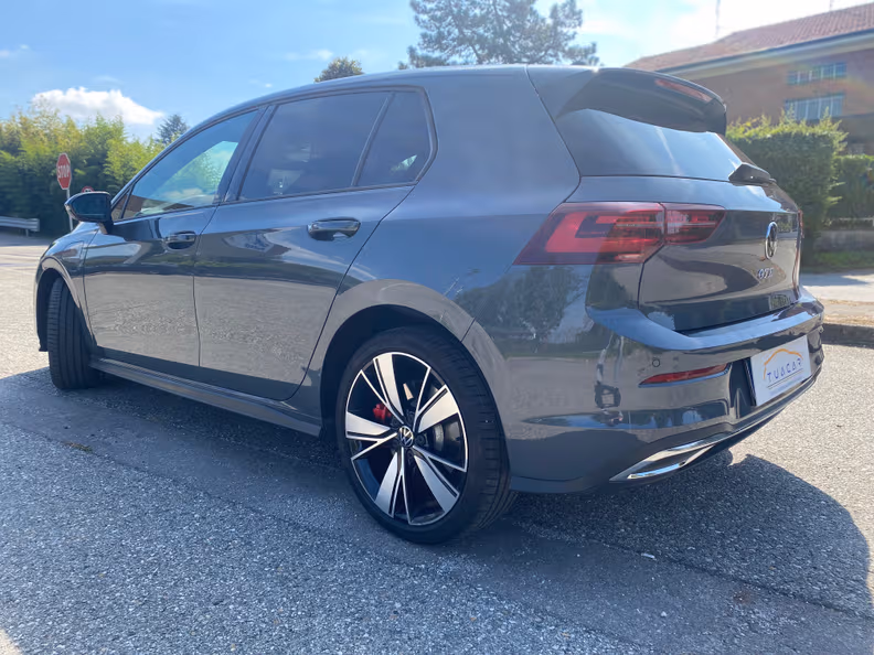 Volkswagen Golf - 7
