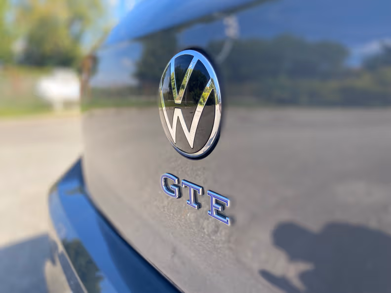 Volkswagen Golf - 10