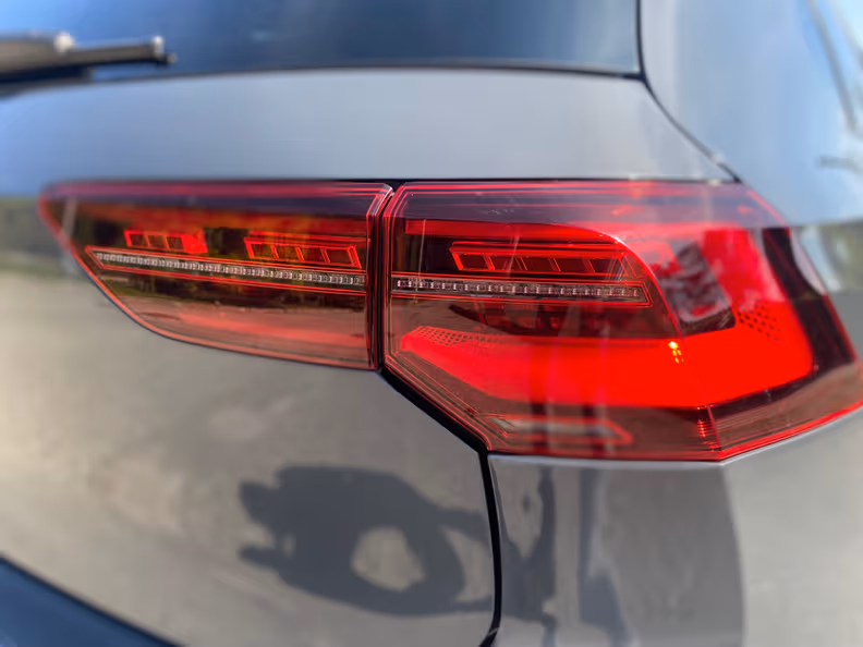 Volkswagen Golf - 12
