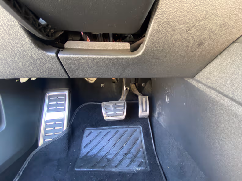 Volkswagen Golf - 29