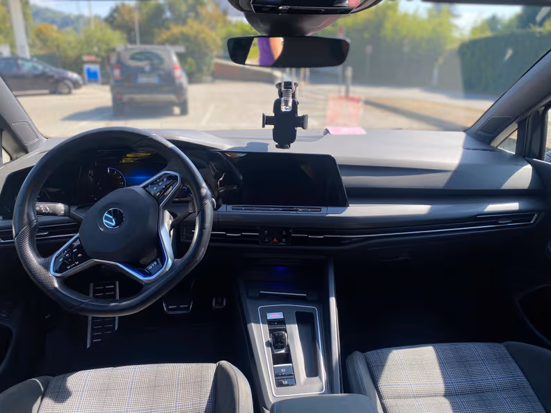 Volkswagen Golf - 23