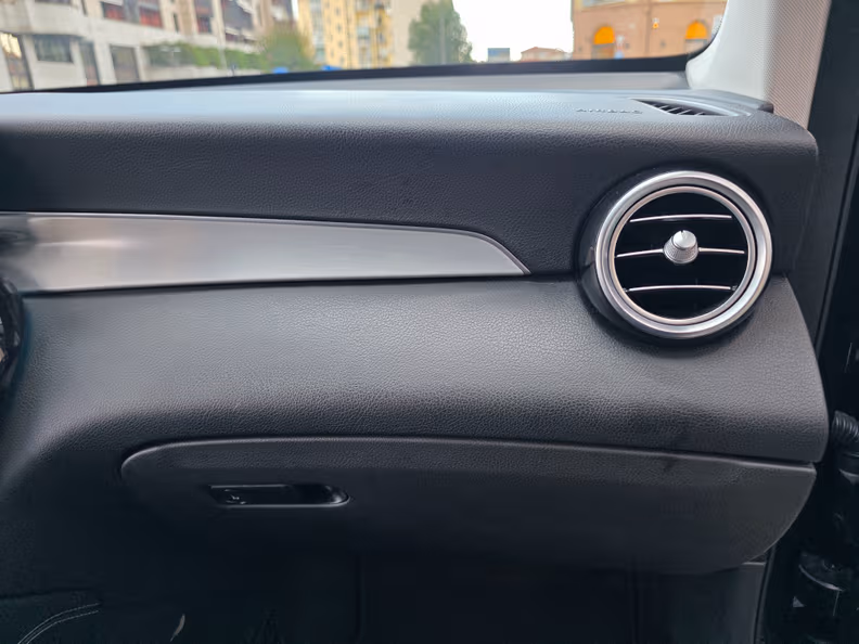 Mercedes-Benz GLC-Class - 21