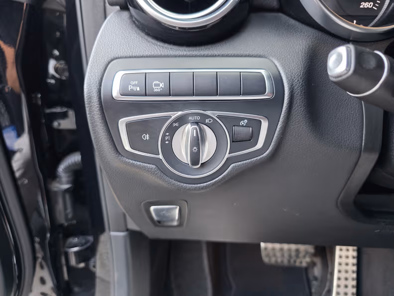 Mercedes-Benz GLC-Class - 19
