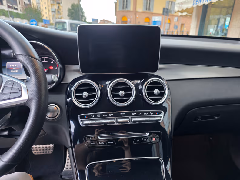 Mercedes-Benz GLC-Class - 15