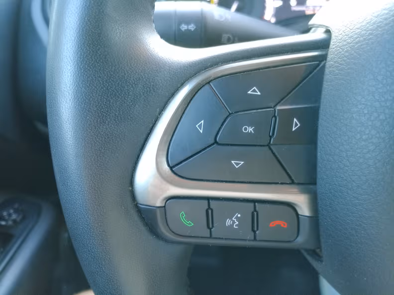 Jeep Renegade - 23