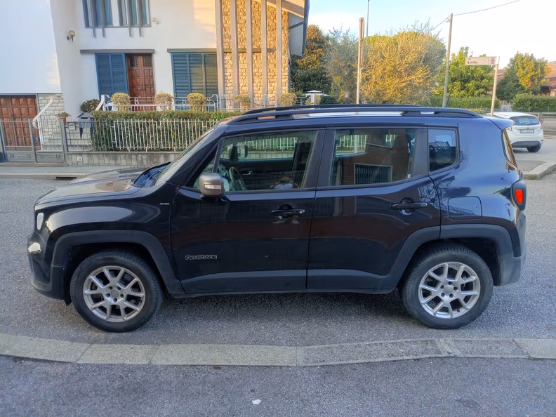 Jeep Renegade - 13