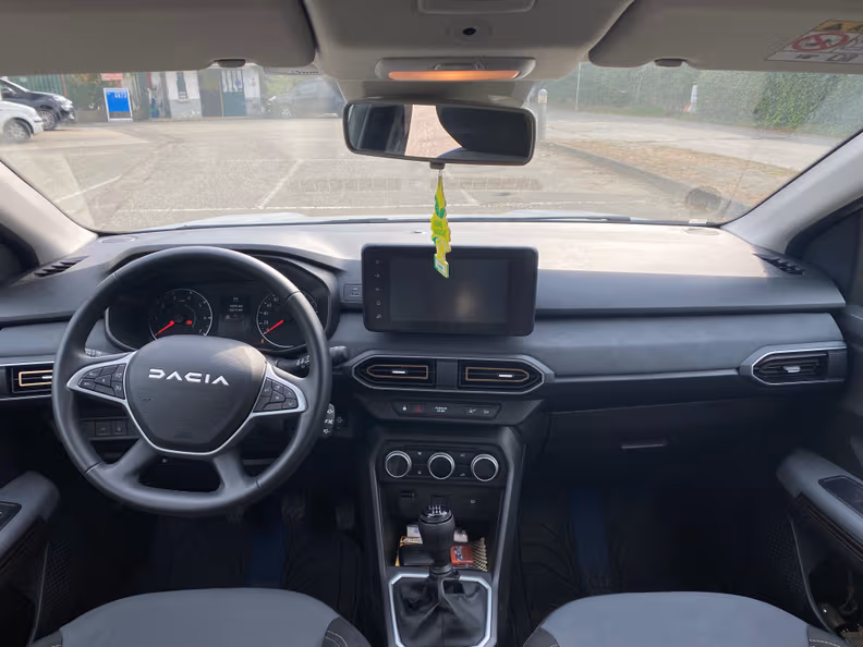 Dacia Sandero - 23