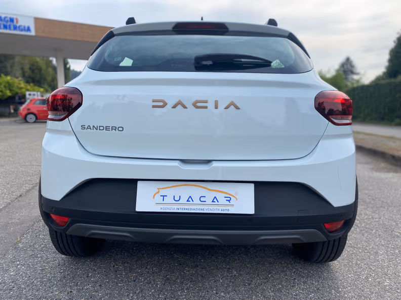 Dacia Sandero - 6