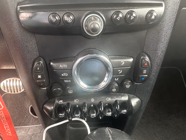 MINI 3-door / 5-door Hatch - 31
