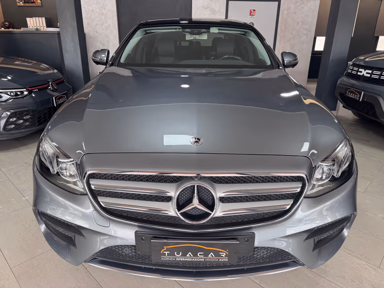 Mercedes-Benz E-Class - 6