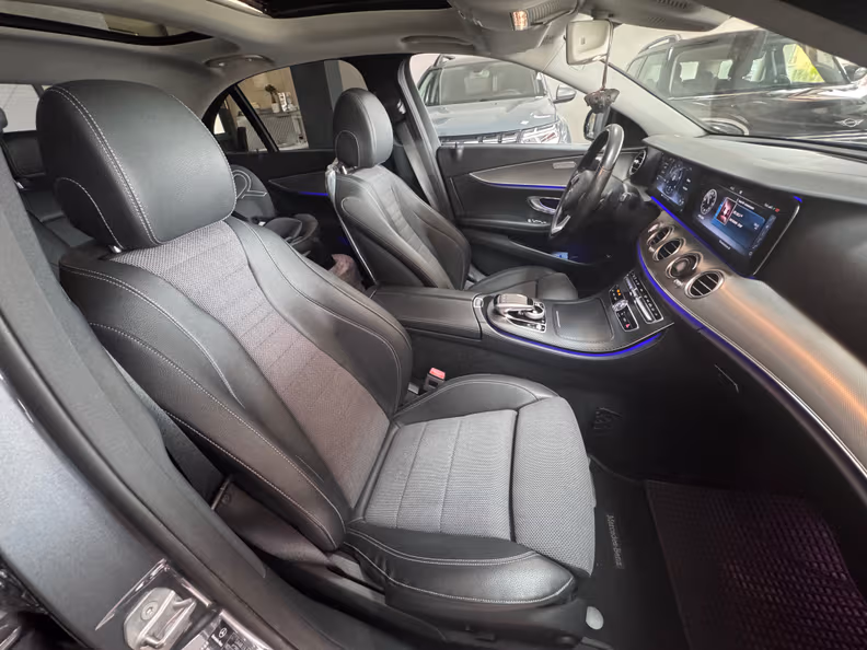 Mercedes-Benz E-Class - 17