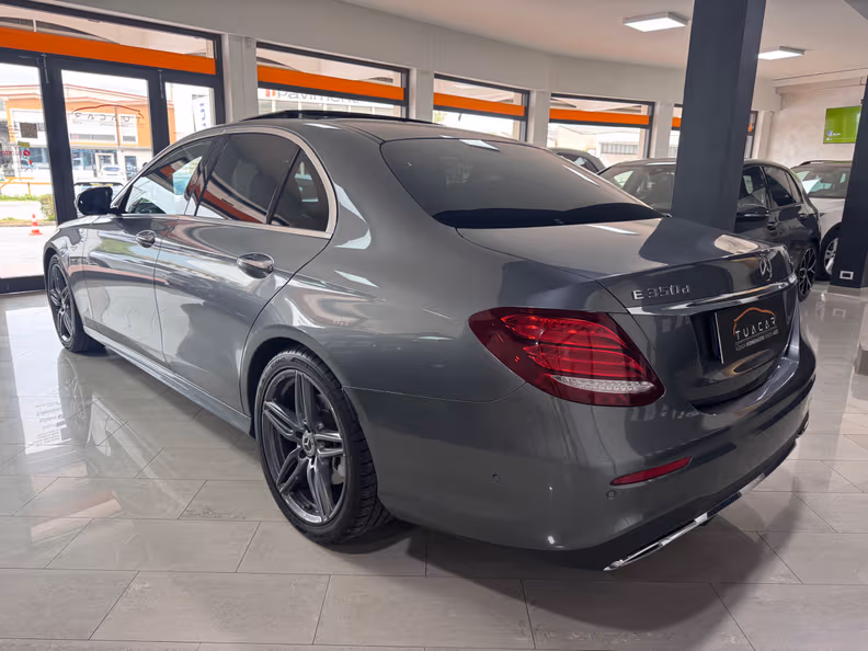 Mercedes-Benz E-Class - 2