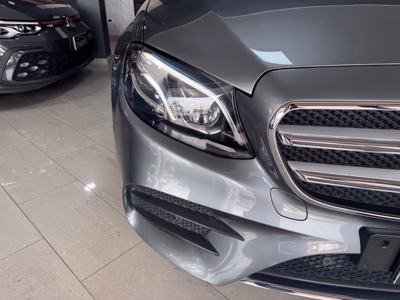 Mercedes-Benz E-Class - 19