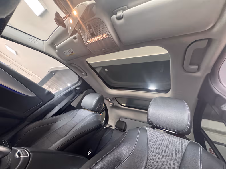 Mercedes-Benz E-Class - 13