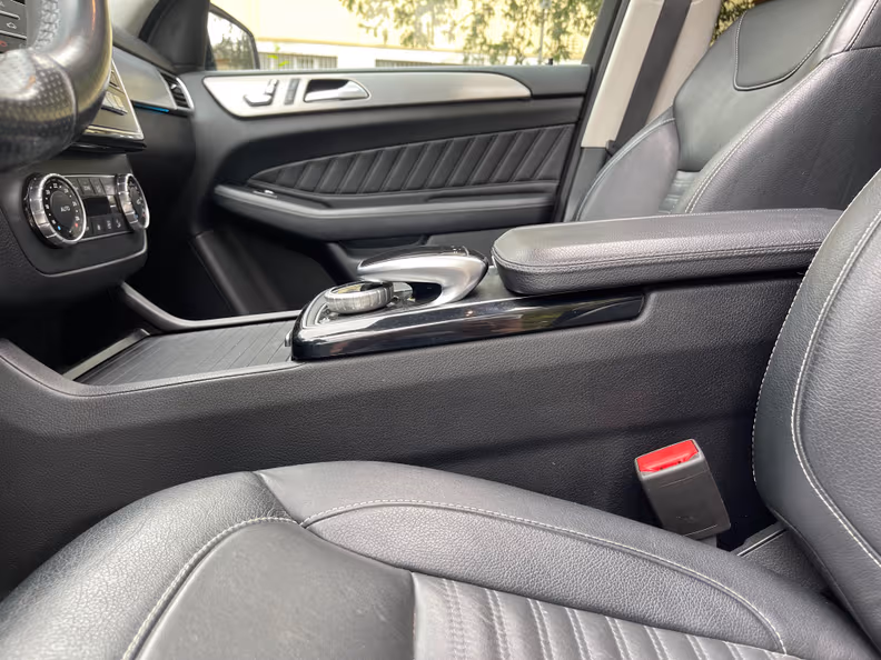 Mercedes-Benz GLE-Class - 17