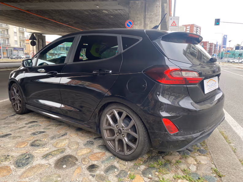 Ford Fiesta - 7
