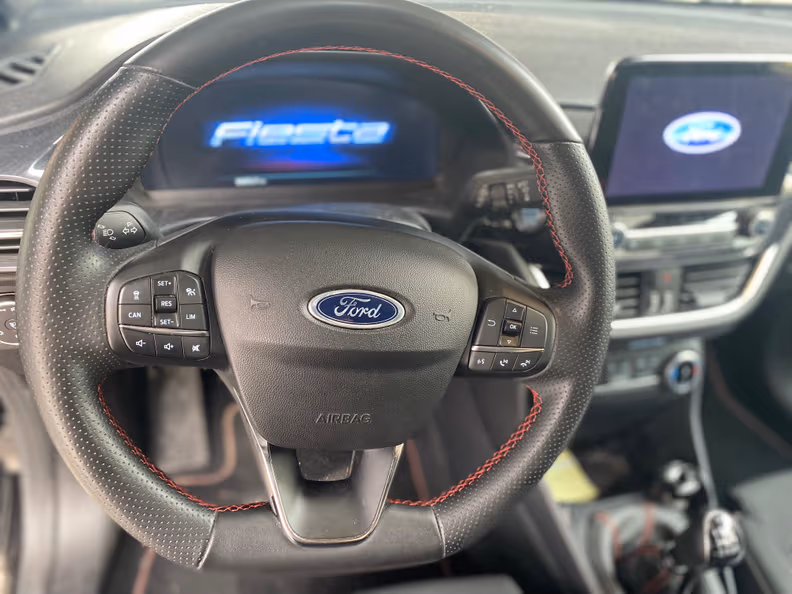 Ford Fiesta - 15