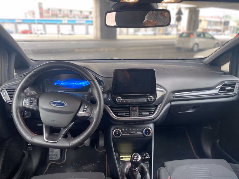 Ford Fiesta - 10
