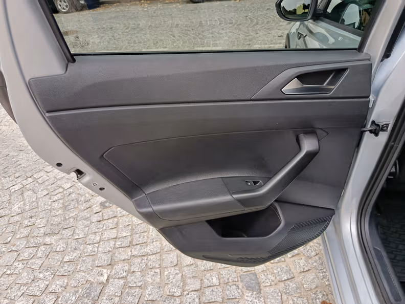 Volkswagen Taigo - 33