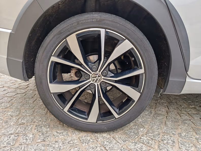 Volkswagen Taigo - 45