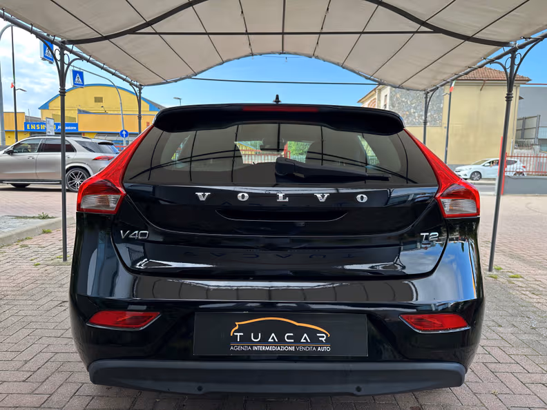 Volvo V40 - 22