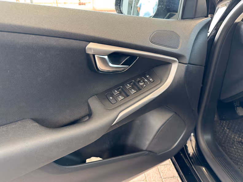 Volvo V40 - 14