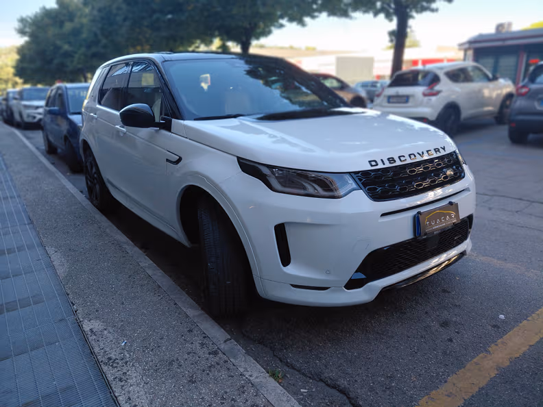 Land Rover Discovery Sport - 3