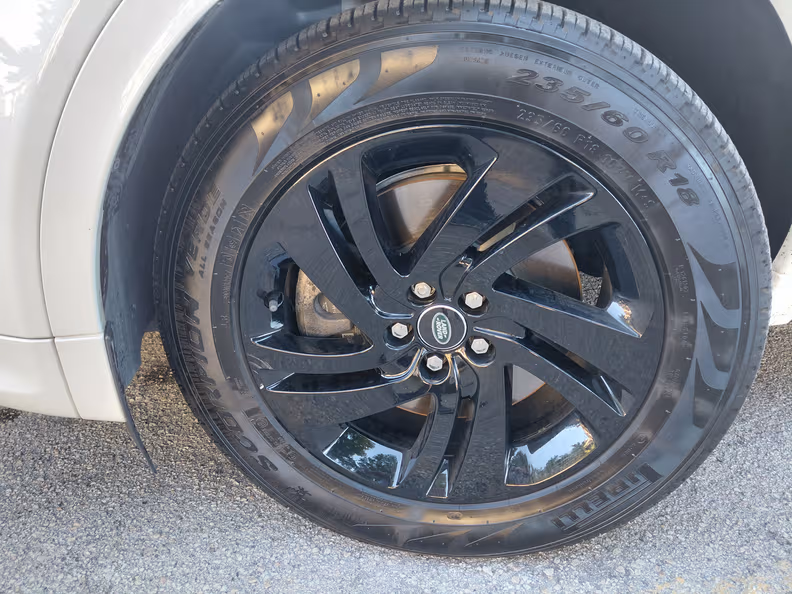 Land Rover Discovery Sport - 6