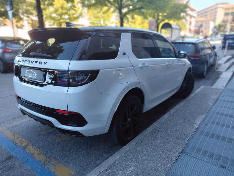 Land Rover Discovery Sport - 4