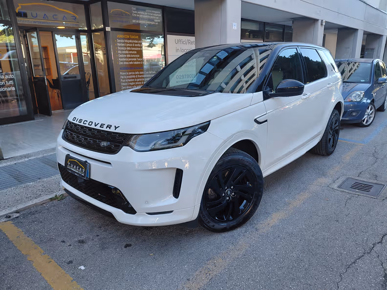 Land Rover Discovery Sport - 1