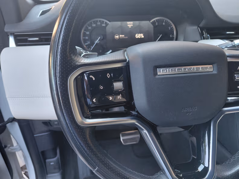 Land Rover Discovery Sport - 20