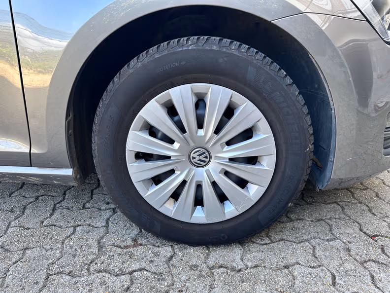 Volkswagen Golf - 7