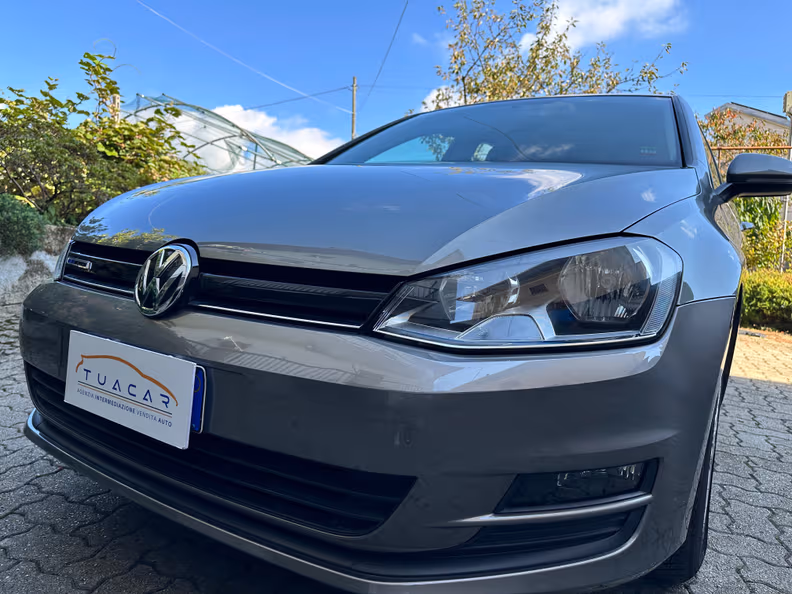 Volkswagen Golf - 17