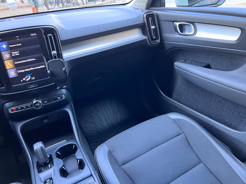 Volvo XC40 - 26