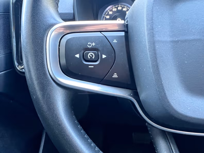 Volvo XC40 - 28