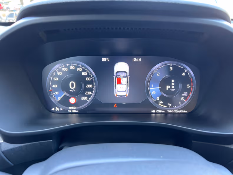 Volvo XC40 - 16