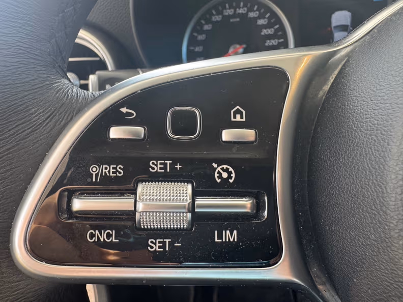 Mercedes-Benz GLC-Class - 22
