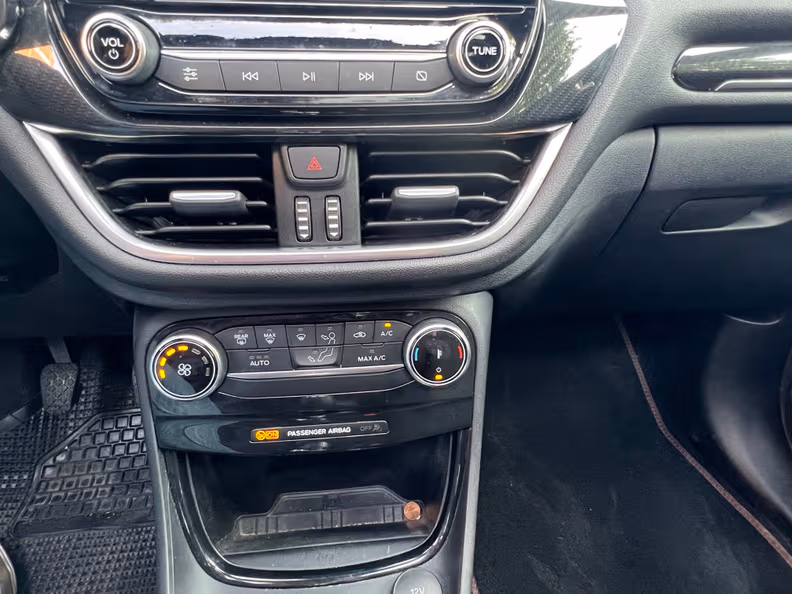 Ford Puma - 27