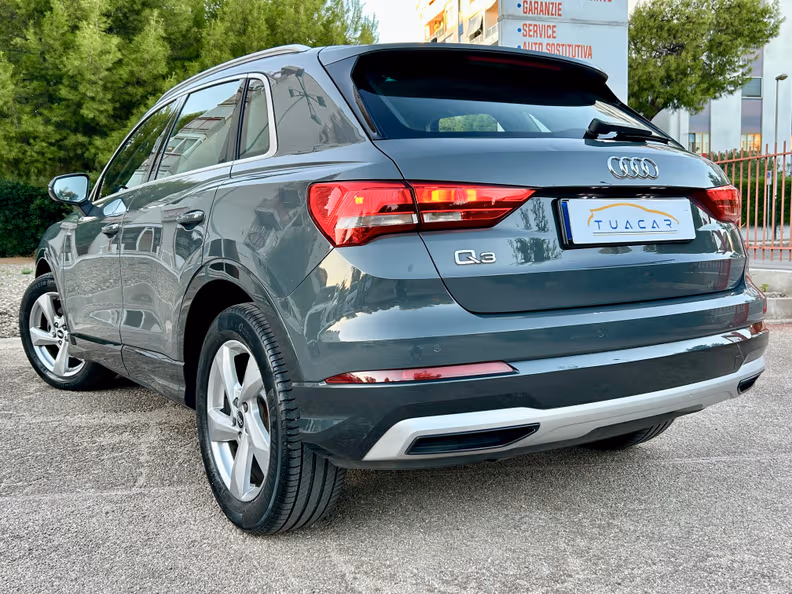 Audi Q3 - 8