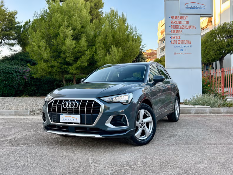 Audi Q3 - 1