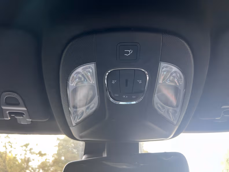 Jeep Compass - 28