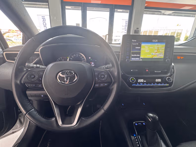 Toyota Corolla - 11