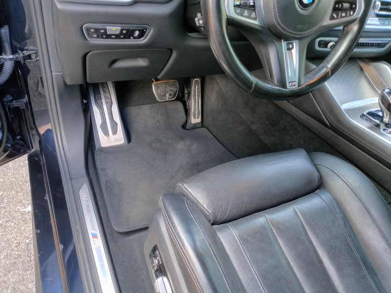 BMW X6 - 22